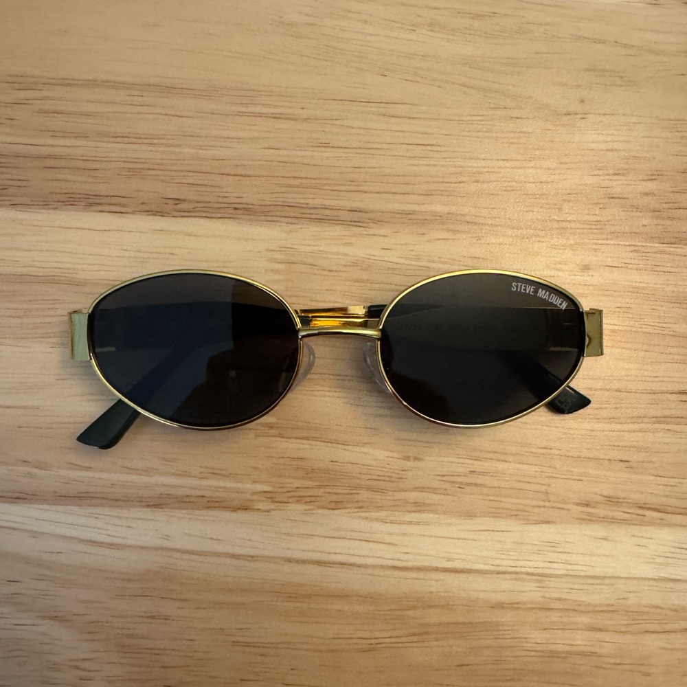 Steve Madden Gold Frame Sunglasses